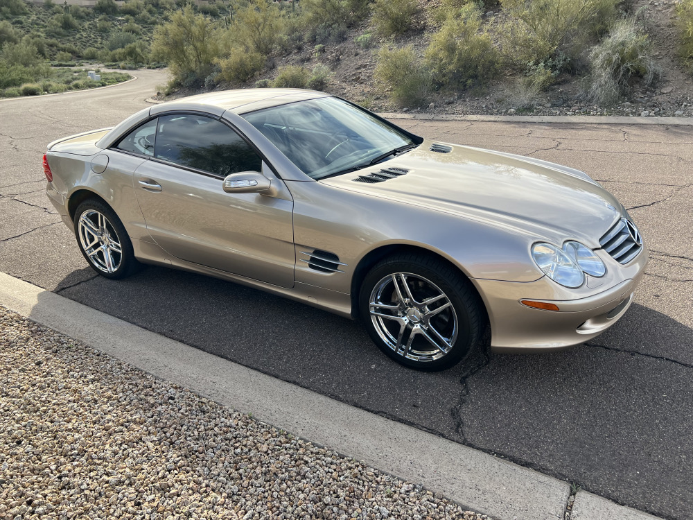 #303 - 2005 Mercedes-Benz 500SL Hard top convertible | MAG Auctions